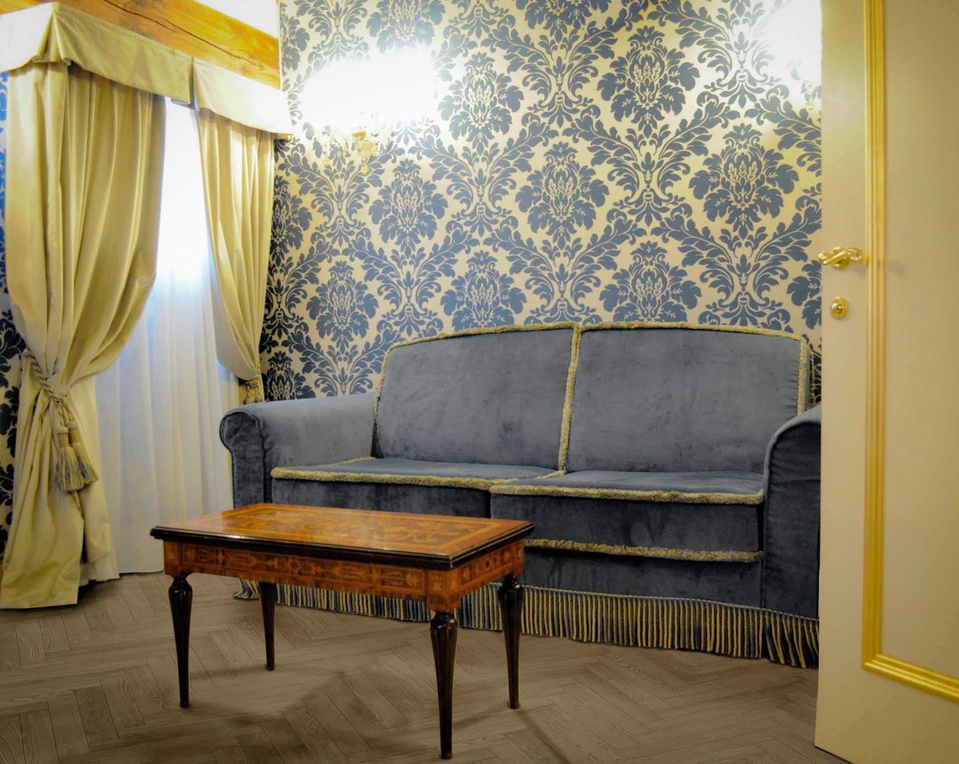 Ai Patrizi Di Venezia Apartment Luaran gambar